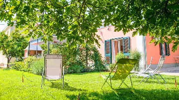 Holiday House in Trogir for 5 Guests