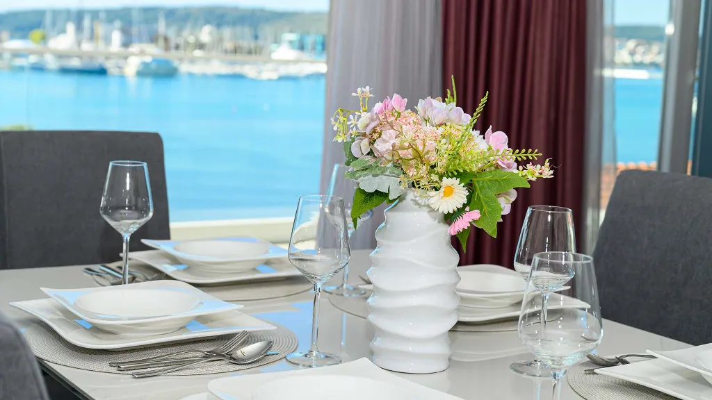 Sea View Apartment in Seget Donji