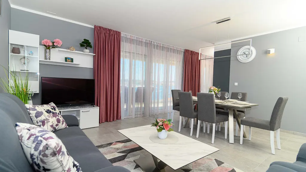 Sea View Apartment in Seget Donji