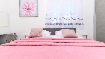 Sea View Apartment in Seget Donji