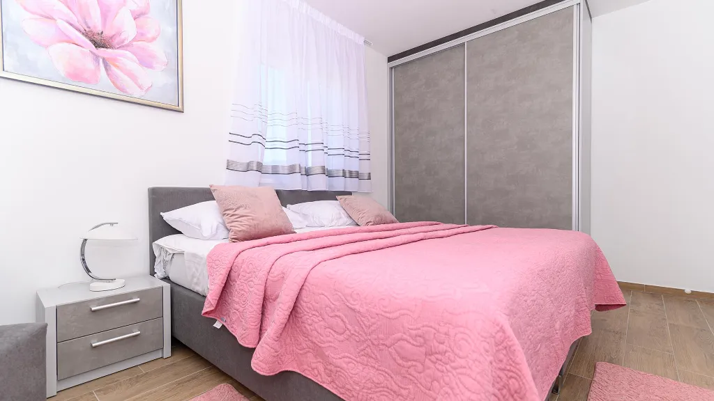Sea View Apartment in Seget Donji