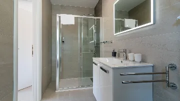 Sea View Villa in Mastrinka, Trogir