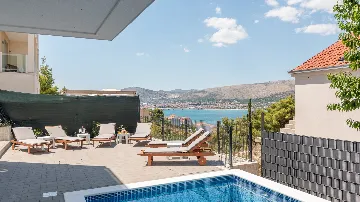 Sea View Villa in Mastrinka, Trogir