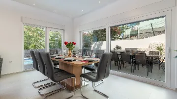 Sea View Villa in Mastrinka, Trogir