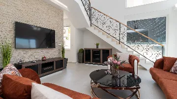 Sea View Villa in Mastrinka, Trogir