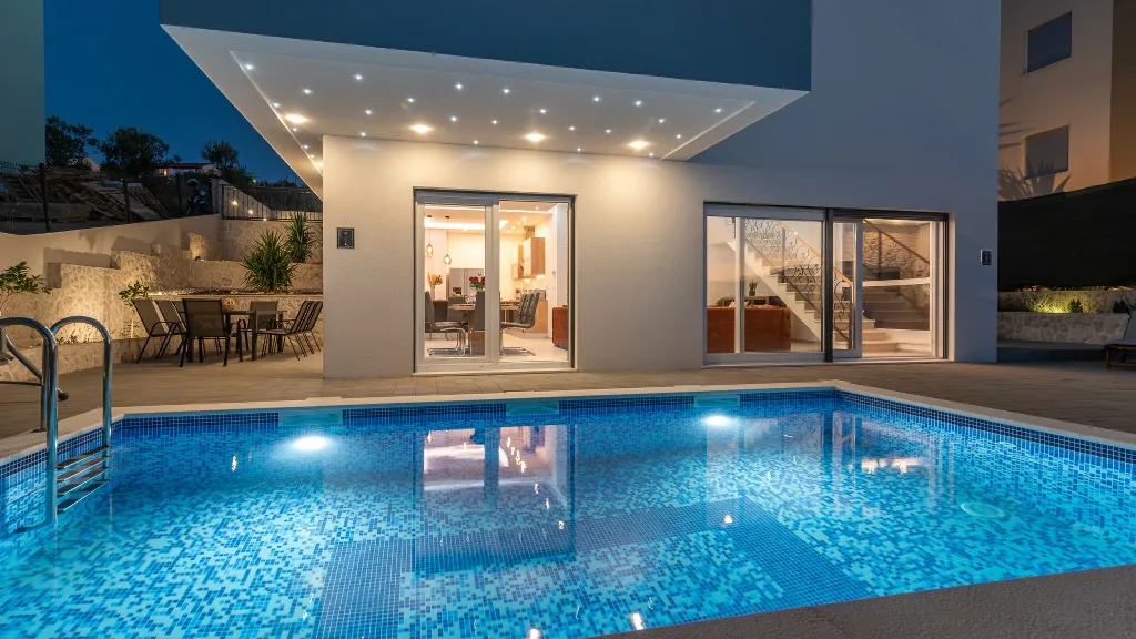 Sea View Villa in Mastrinka, Trogir