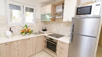 Pool Villa in Mastrinka, Trogir for 10 Guests