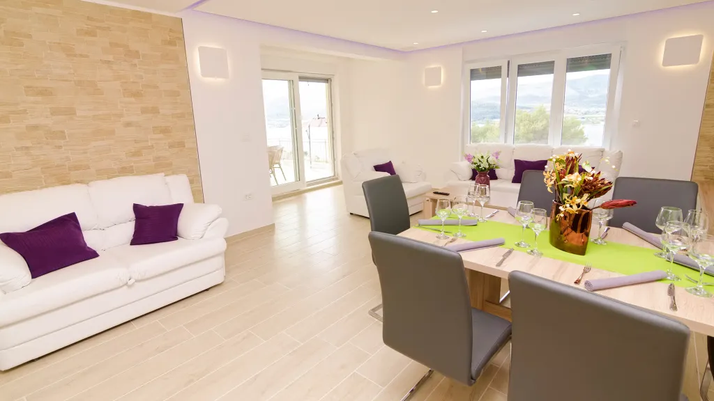 Pool Villa in Mastrinka, Trogir for 10 Guests