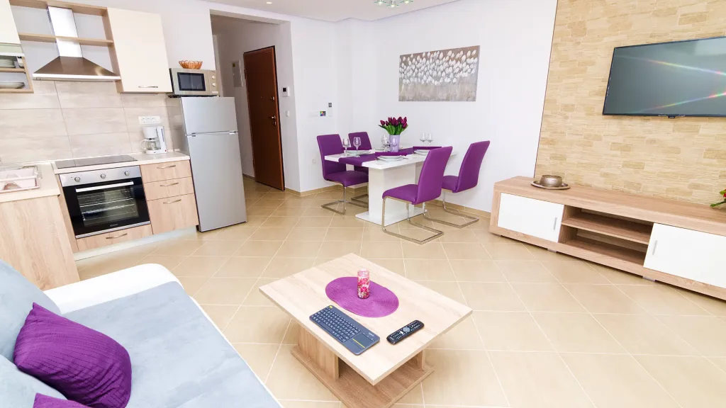Pool Villa in Mastrinka, Trogir for 10 Guests