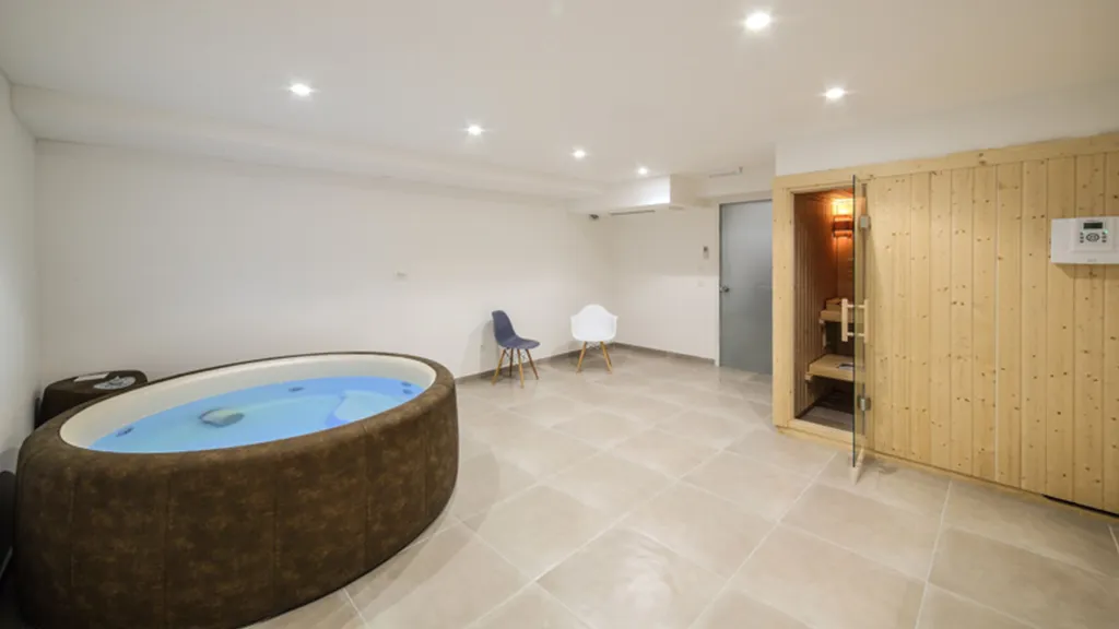 7-Bedroom Villa with Pool in Trogir