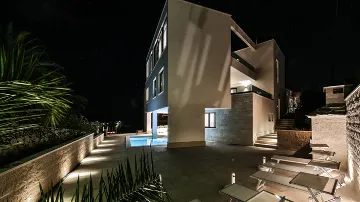 7-Bedroom Villa with Pool in Trogir