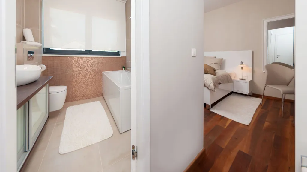 Villa in Okrug Gornji for 11 Guests