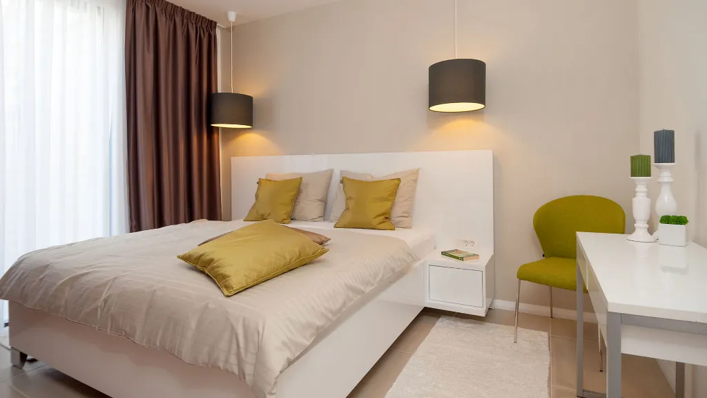 Villa in Okrug Gornji for 11 Guests