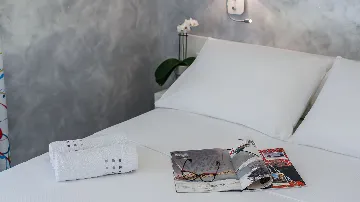 Studio for 3 Guests with Shared Pool in Trogir