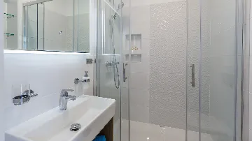 Studio for 3 Guests with Shared Pool in Trogir