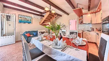 Sea View Villa in Okrug Gornji