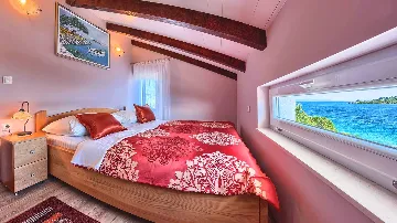 Sea View Villa in Okrug Gornji