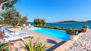 Sea View Villa in Okrug Gornji