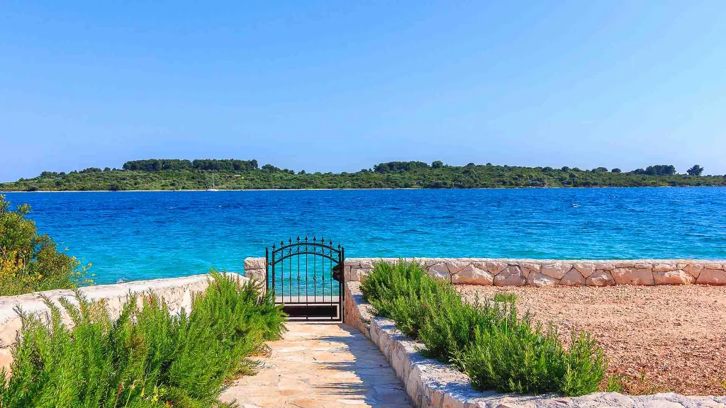 Sea View Villa in Okrug Gornji