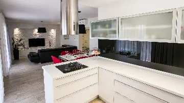 Trogir Apartment with Shared Pool for 7 Guests