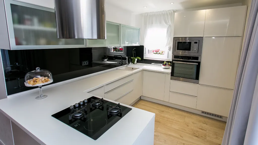 Trogir Apartment with Shared Pool for 7 Guests
