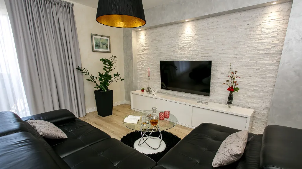 Trogir Apartment with Shared Pool for 7 Guests