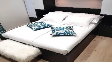 Trogir Apartment with Shared Pool for 7 Guests