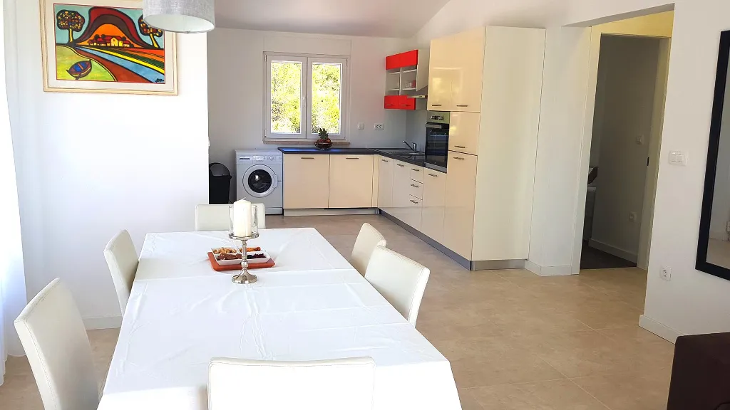 Villa in Ražanj for 15 Guests with Pool