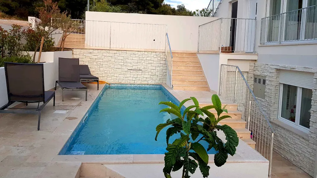 Villa in Ražanj for 15 Guests with Pool