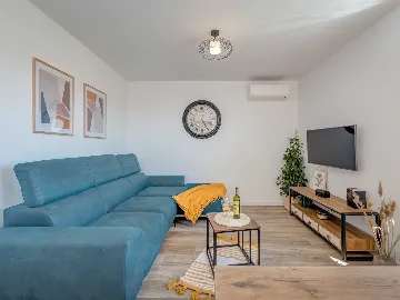 Two-Bedroom Apartment with Balcony in Trogir