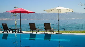 Slatine Villa with Pool for 8 Guests