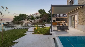 Slatine Villa with Pool for 8 Guests