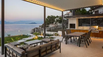 Slatine Villa with Pool for 8 Guests