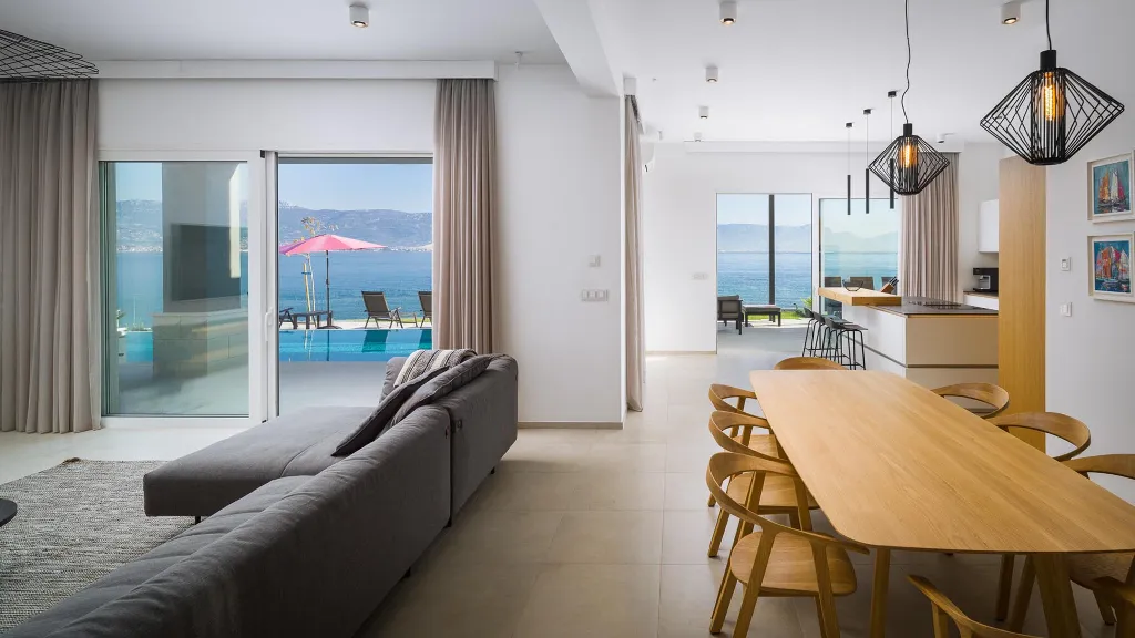 Slatine Villa with Pool for 8 Guests