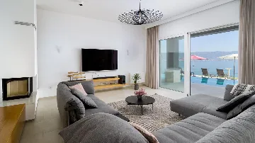 Slatine Villa with Pool for 8 Guests