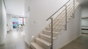 Villa for 12 Guests in Slatine with Pool