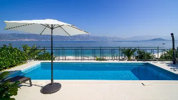 Slatine Villa with Pool for 12 Guests