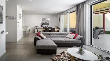 Sea View Villa with Pool in Slatine