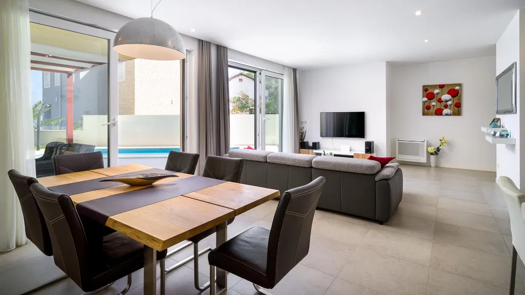 Sea View Villa with Pool in Slatine