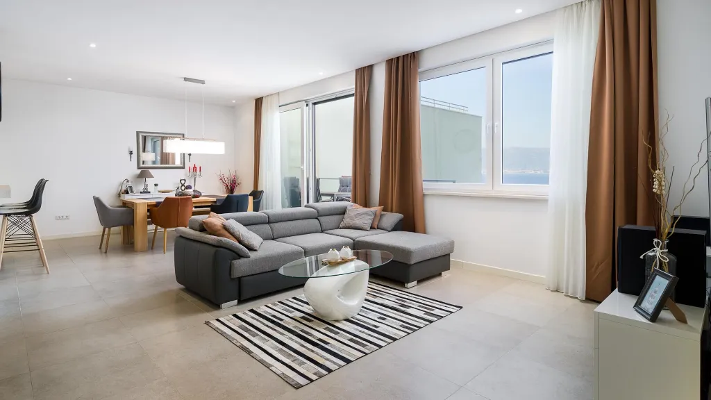 Sea View Villa with Pool in Slatine