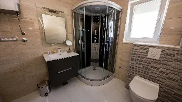 Villa with Pool and Jacuzzi in Seget Vranjica