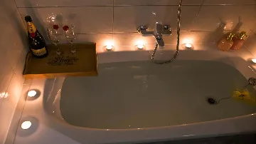 Villa with Pool and Jacuzzi in Seget Vranjica