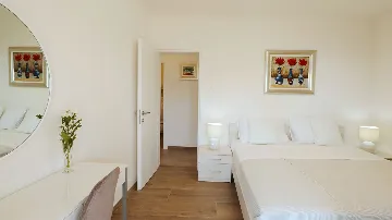 Holiday House with Pool in Okrug Gornji