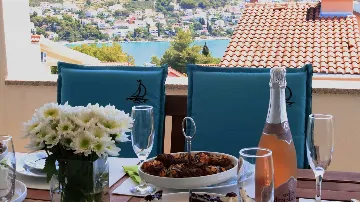 Holiday House with Pool in Okrug Gornji