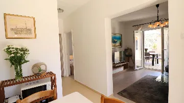 Holiday House with Pool in Okrug Gornji