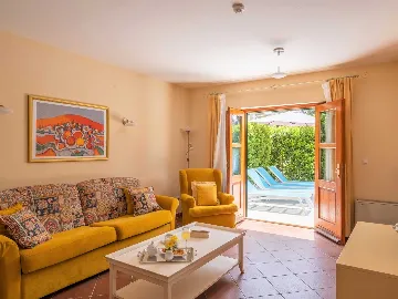 Hvar Villa for 8 Guests with Pool