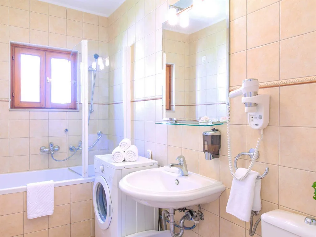 Four-Bedroom Villa in Hvar with Pool