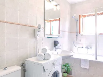 Villa in Hvar for 8 Guests with Pool