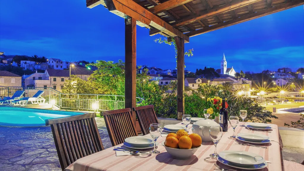 Stone Villa in Sumartin for 8 Guests