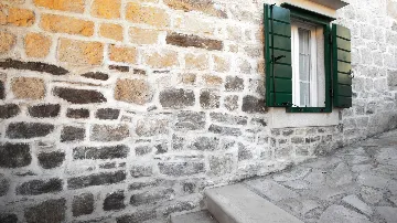 Stone Villa in Sumartin for 8 Guests